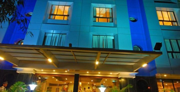 Hotel Park Central Koregaon Park Pune Extérieur photo