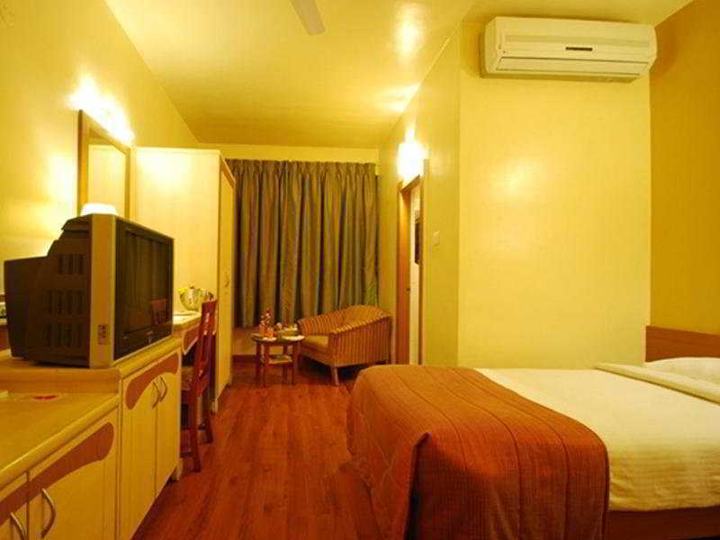 Hotel Park Central Koregaon Park Pune Chambre photo