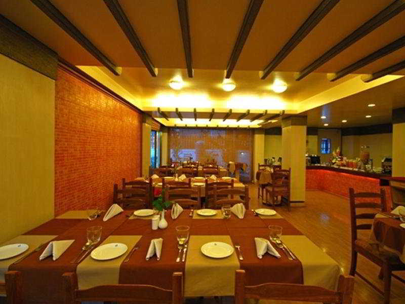 Hotel Park Central Koregaon Park Pune Extérieur photo