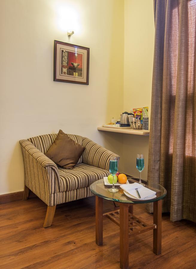 Hotel Park Central Koregaon Park Pune Extérieur photo