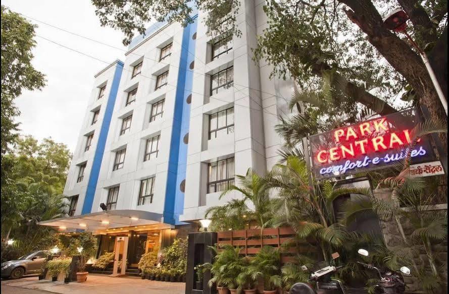 Hotel Park Central Koregaon Park Pune Extérieur photo